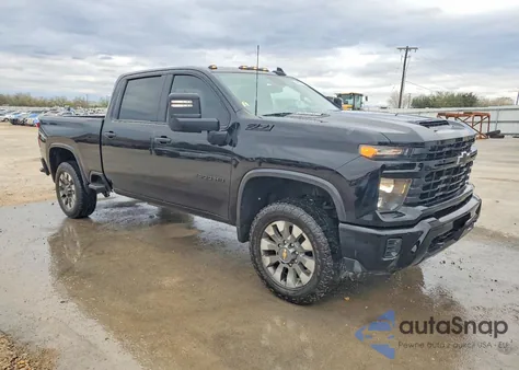 2024 Chevrolet Silverado K2500 Custom z USA, uszkodzony, nr VIN 2GC4YMEY8R1200903